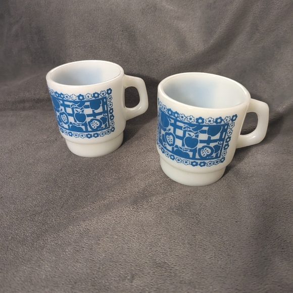 Vintage Anchor Hocking Fire King coffee tea mug apple and flower pattern 1960 - Picture 5 of 6